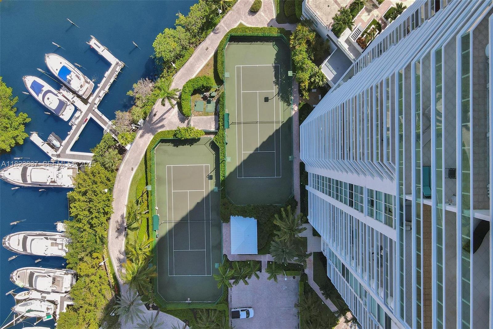 OCEANIA IV CONDO - Residential