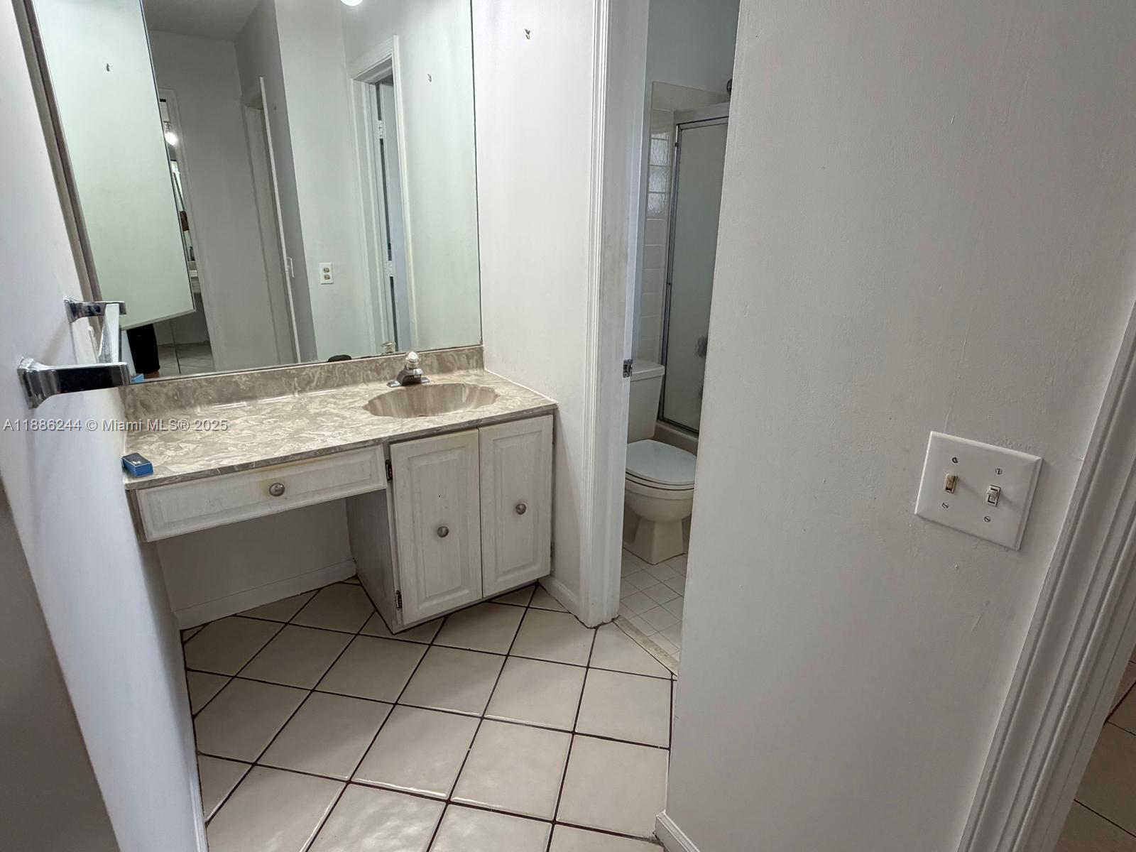 GREENTREE VILLAS CONDO - Residential