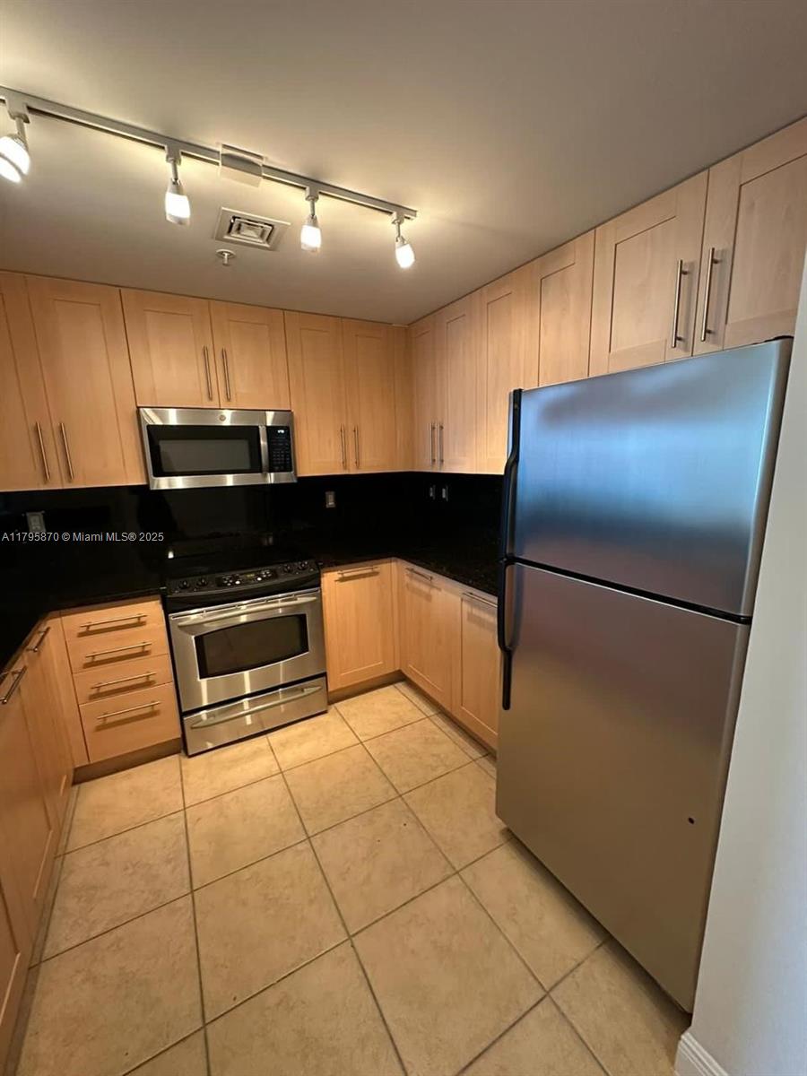 511 SE 5th Ave 911