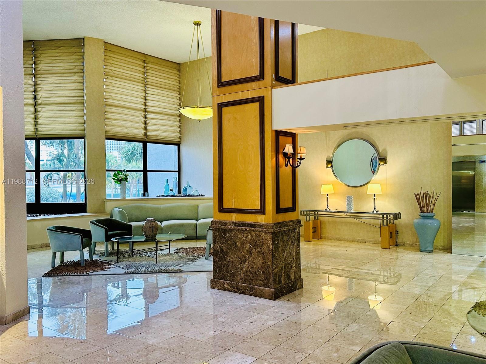 600 E Parkview Dr 316