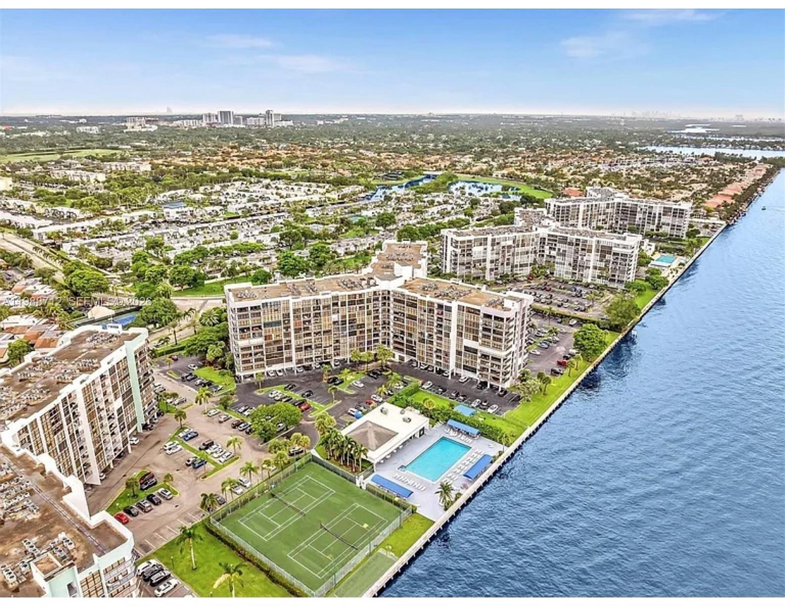 600 E Parkview Dr 316