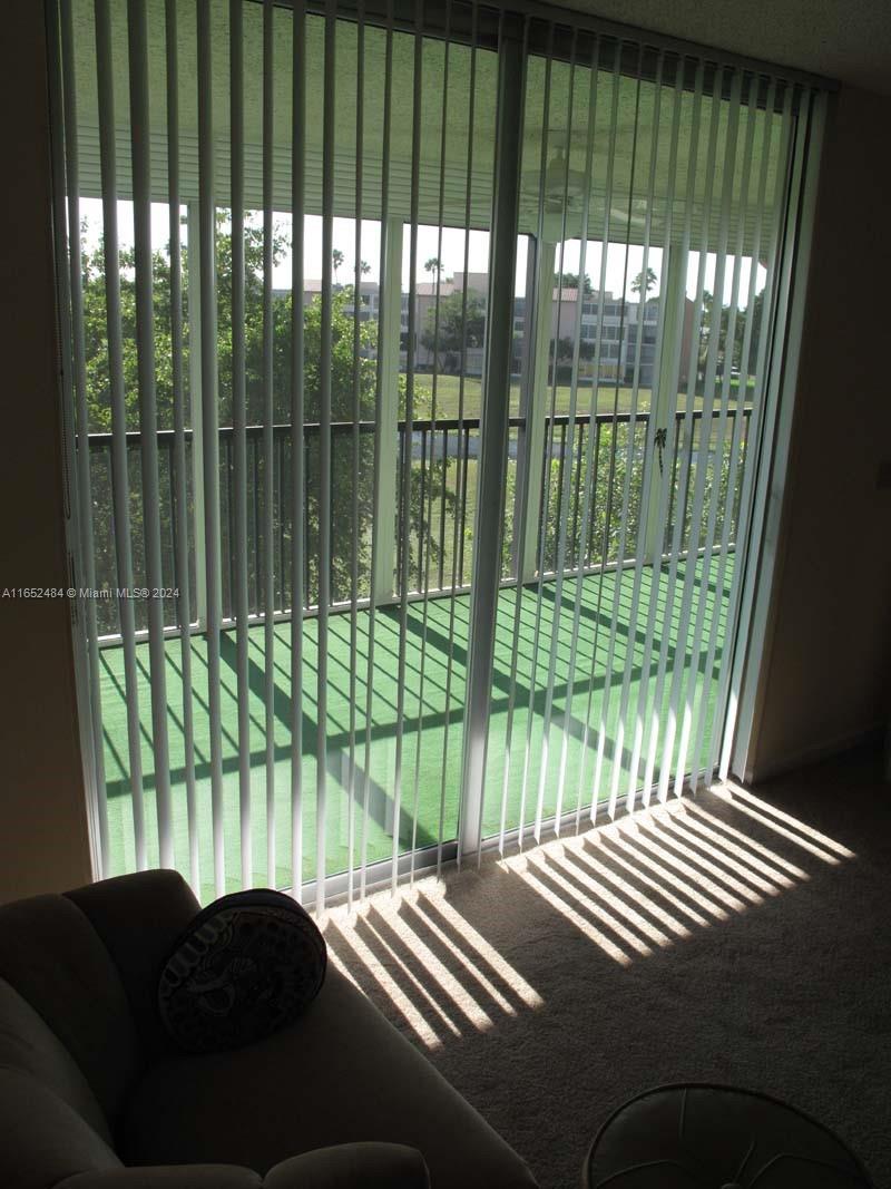 PALM LAKES CONDO - Residential