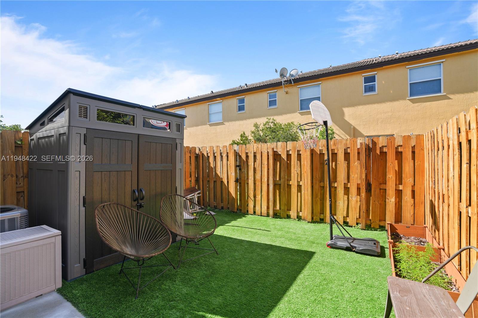 LAKES BY THE BAY EVE REPL - Residential