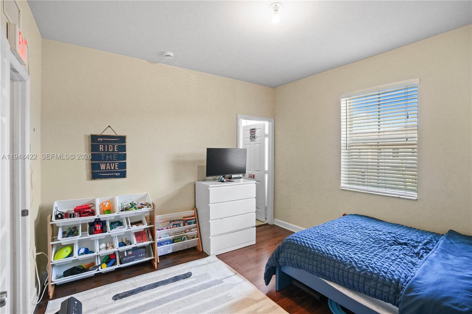 LAKES BY THE BAY EVE REPL - Residential