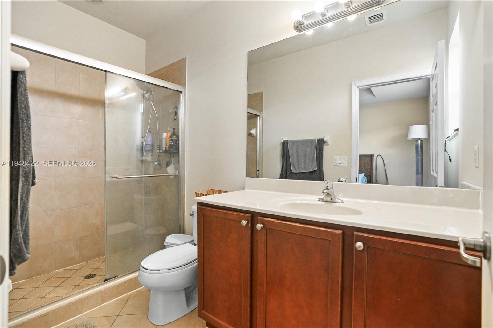 LAKES BY THE BAY EVE REPL - Residential