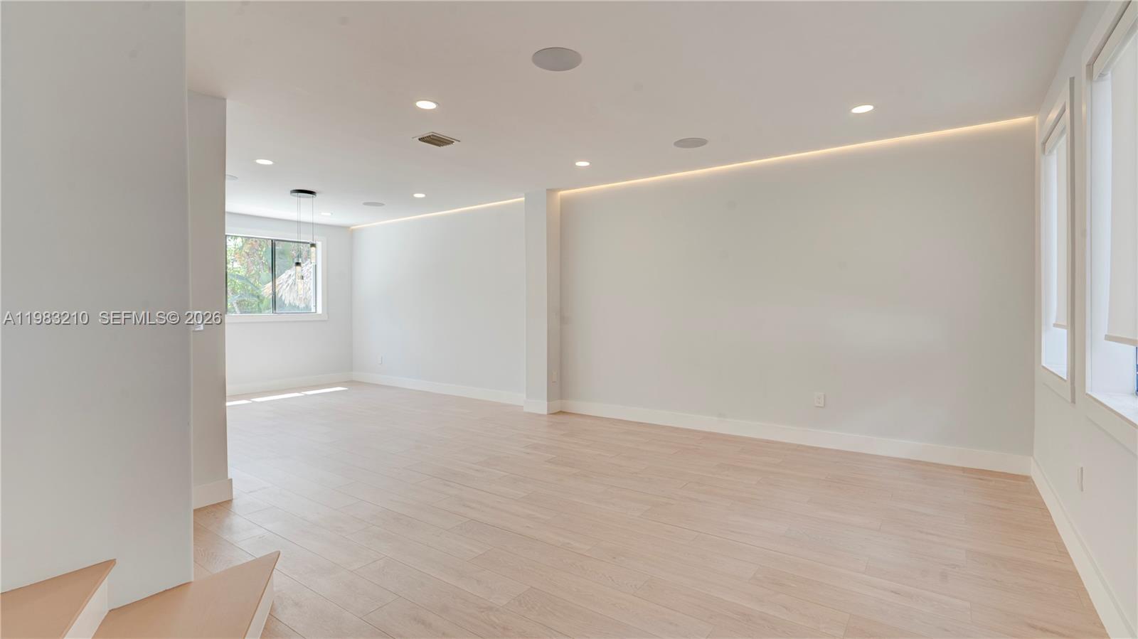 CUTLER CAY - Residential