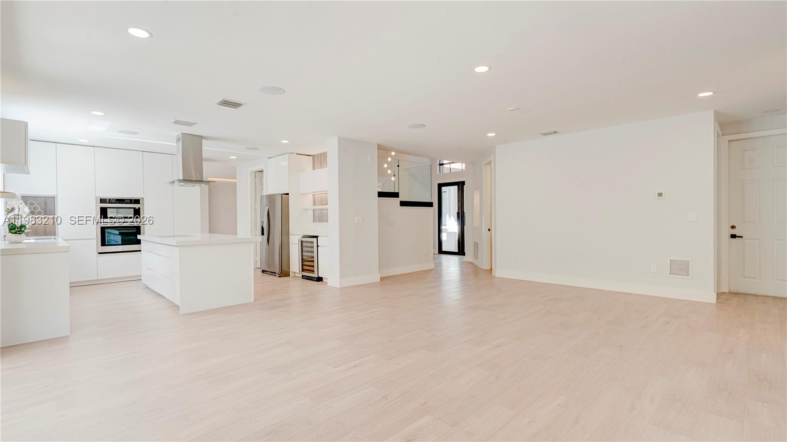 CUTLER CAY - Residential