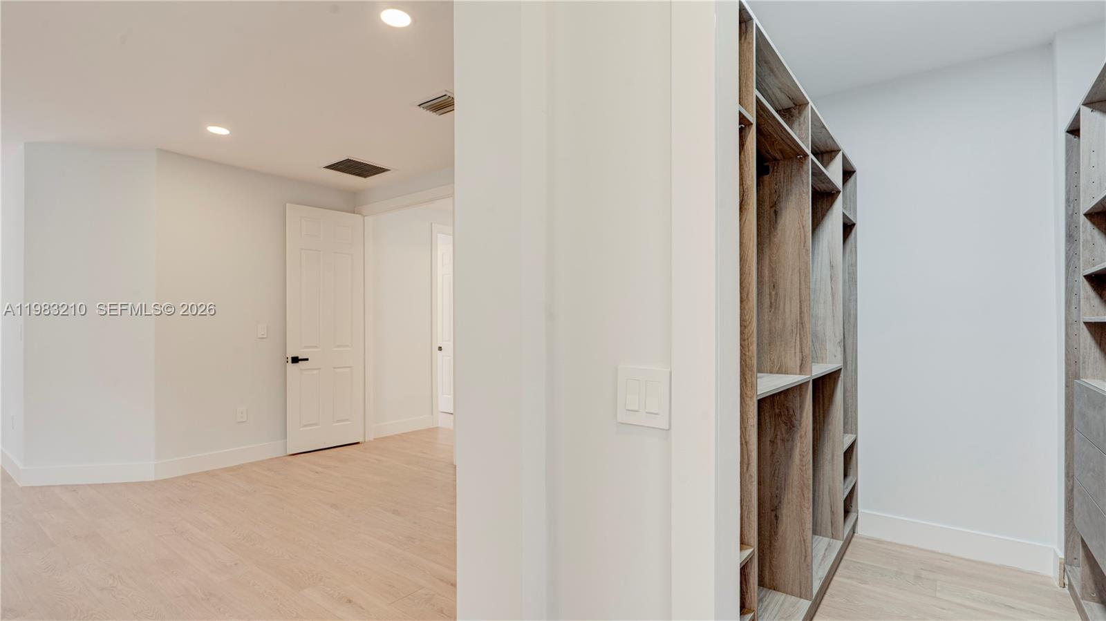 CUTLER CAY - Residential