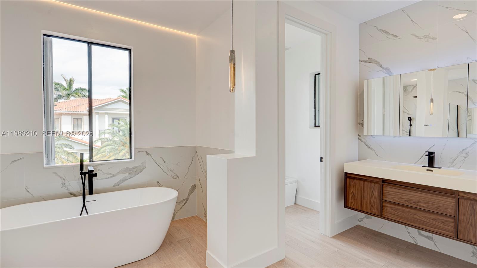 CUTLER CAY - Residential