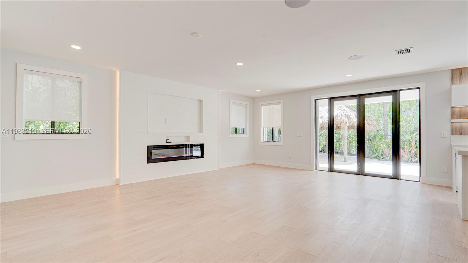 CUTLER CAY - Residential