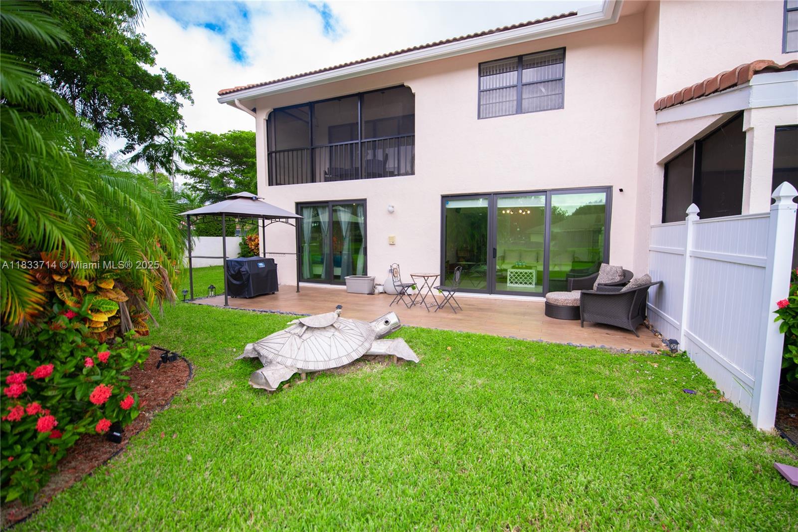 VILLA SAN REMO CONDO - Residential