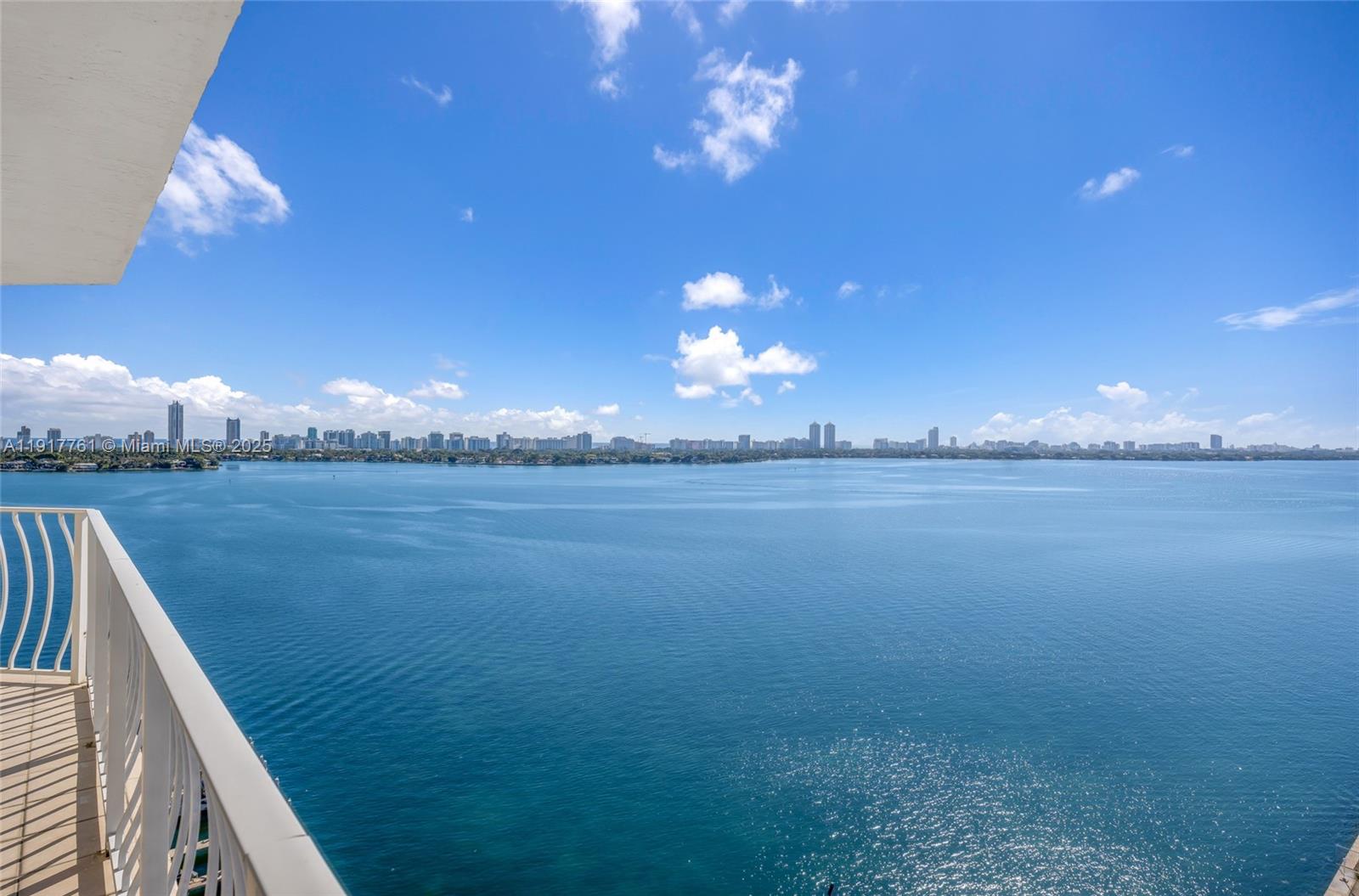 THE GRANDVIEW PALACE COND - Residential Lease