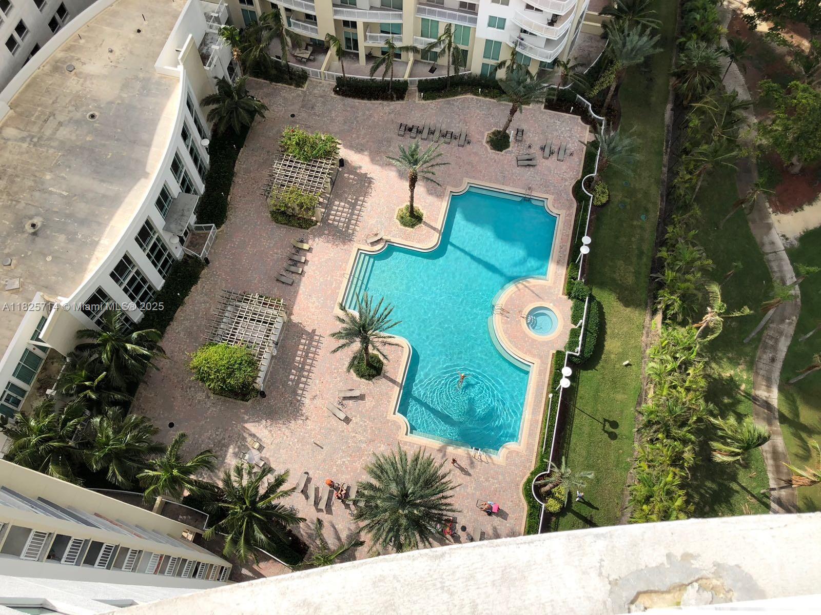 DUO CONDOMINIUM EAST - Residential Lease