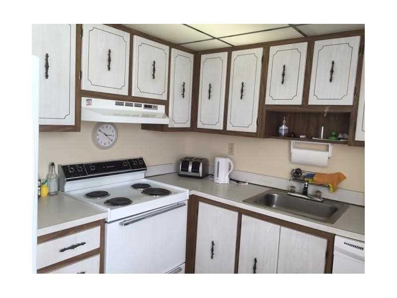 KINGS POINT - Residential Lease