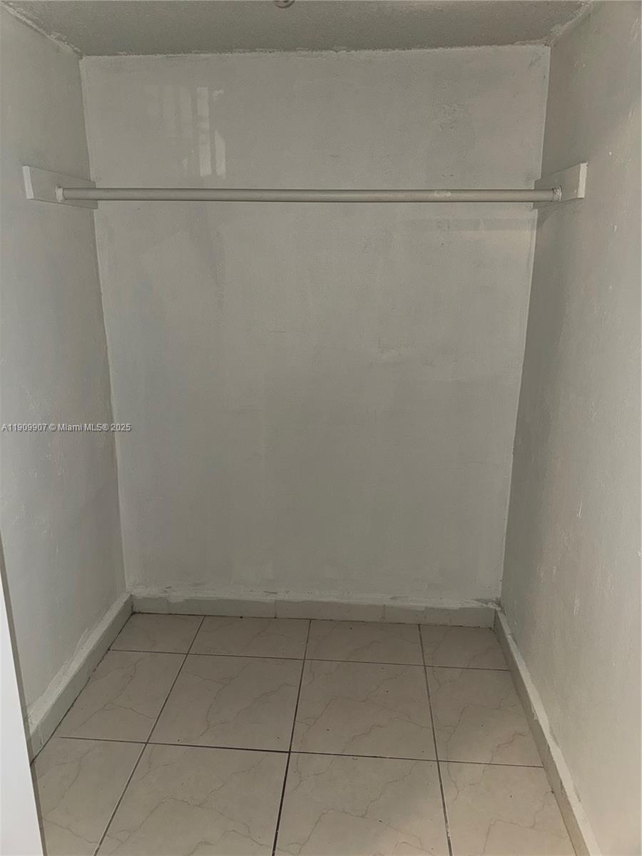 VISTA VERDE CLUSTERS UNIT - Residential