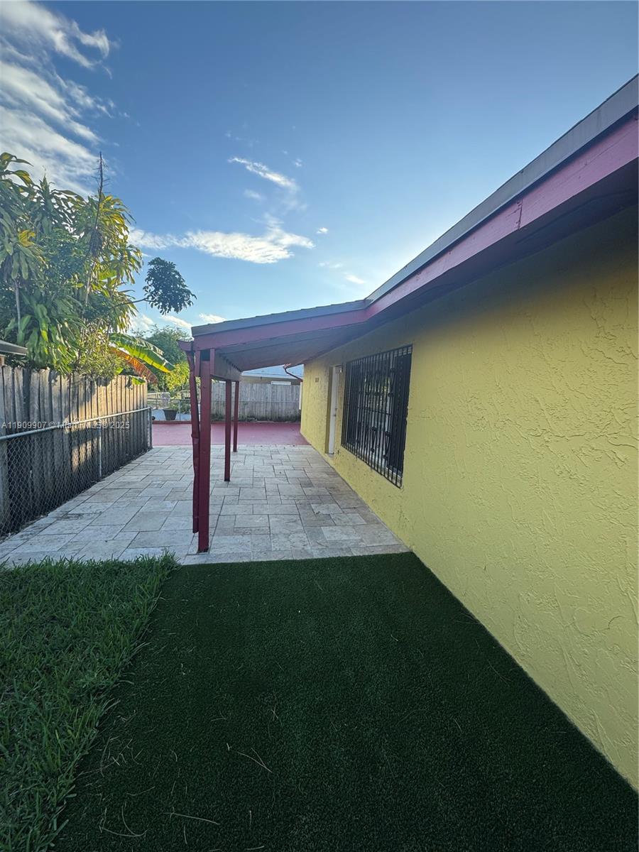 20769 NW 41st Ave Rd, Miami Gardens, FL, 33055/$485,000 1 20769 NW 41st Ave Rd