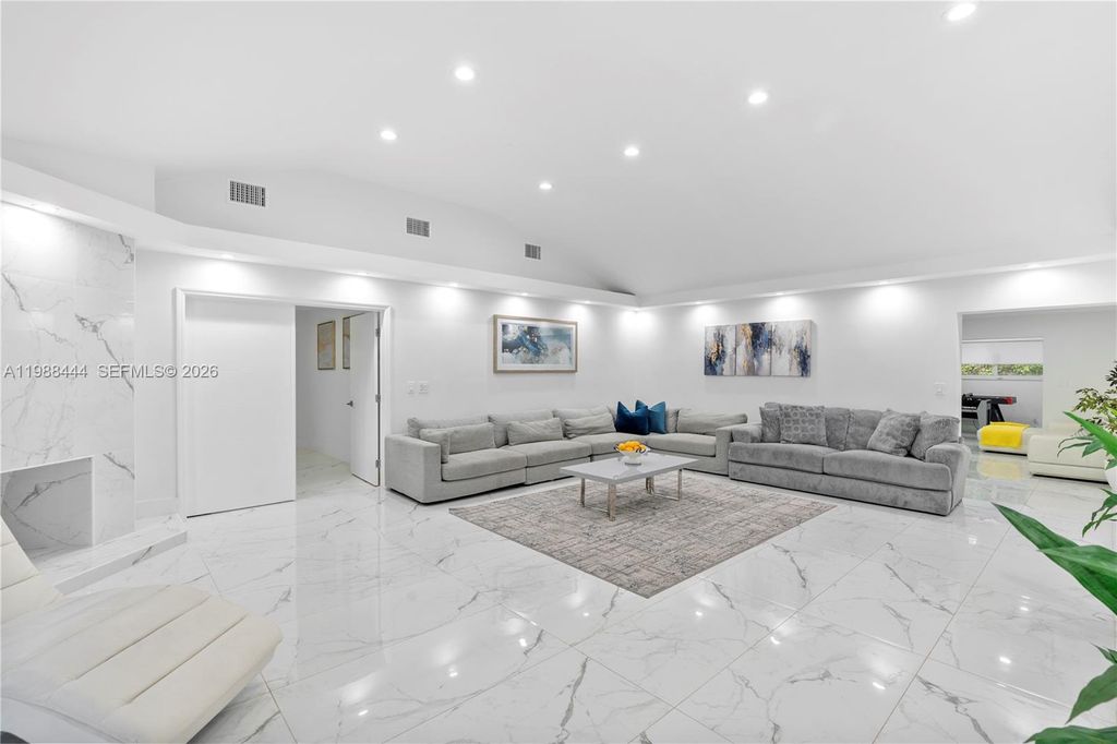 Photo of 1247 Jackson St, Hollywood, FL 33019 (MLS # A11988444)