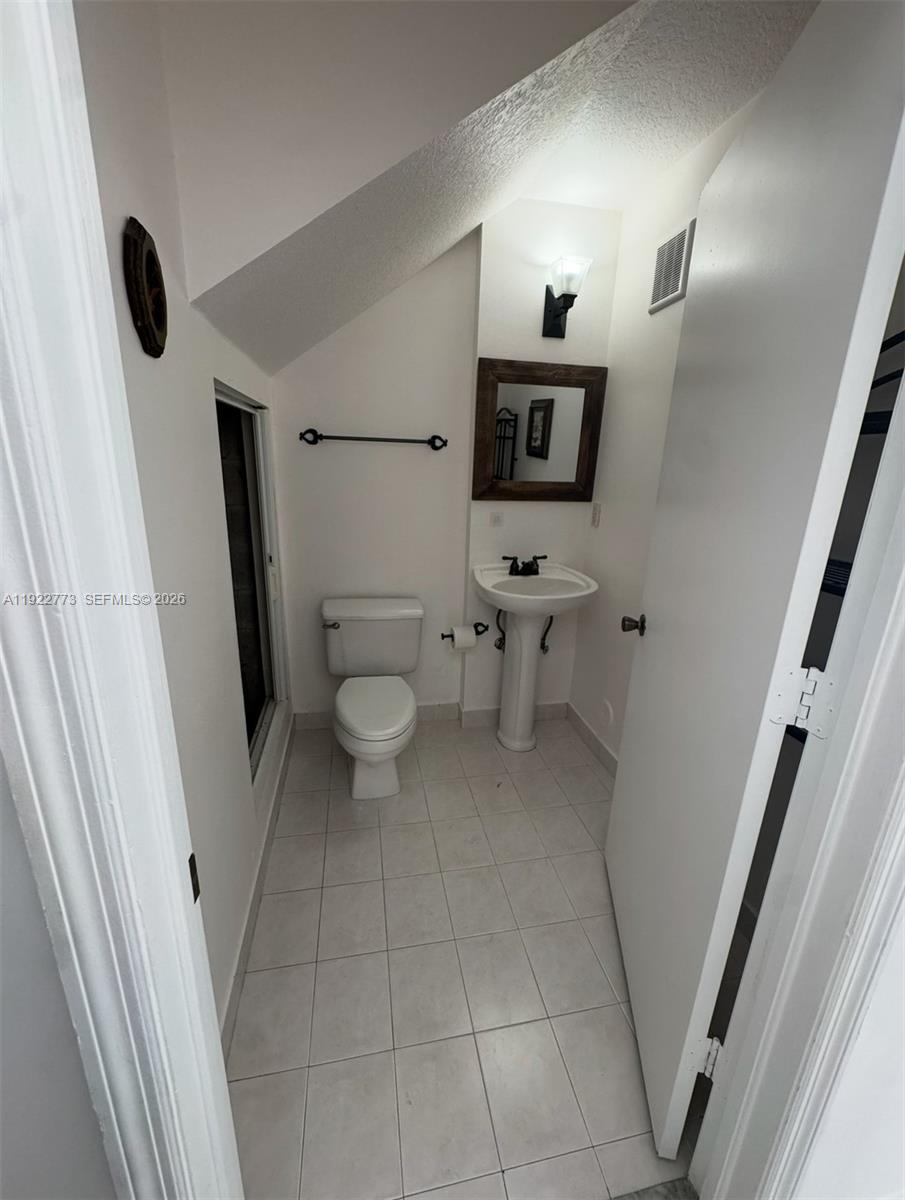 PARK PLACE AT KINGS MEADO - Residential