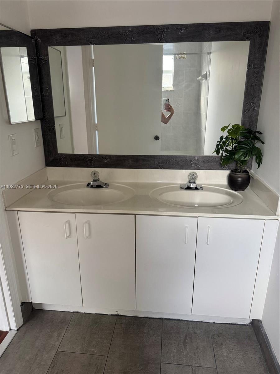 PARK PLACE AT KINGS MEADO - Residential