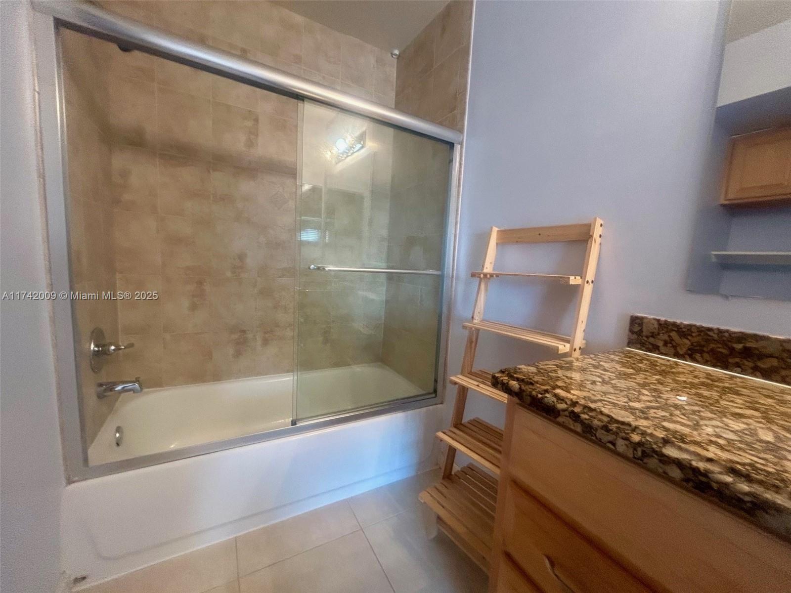 CASABLANCA ISLES CONDO - Residential
