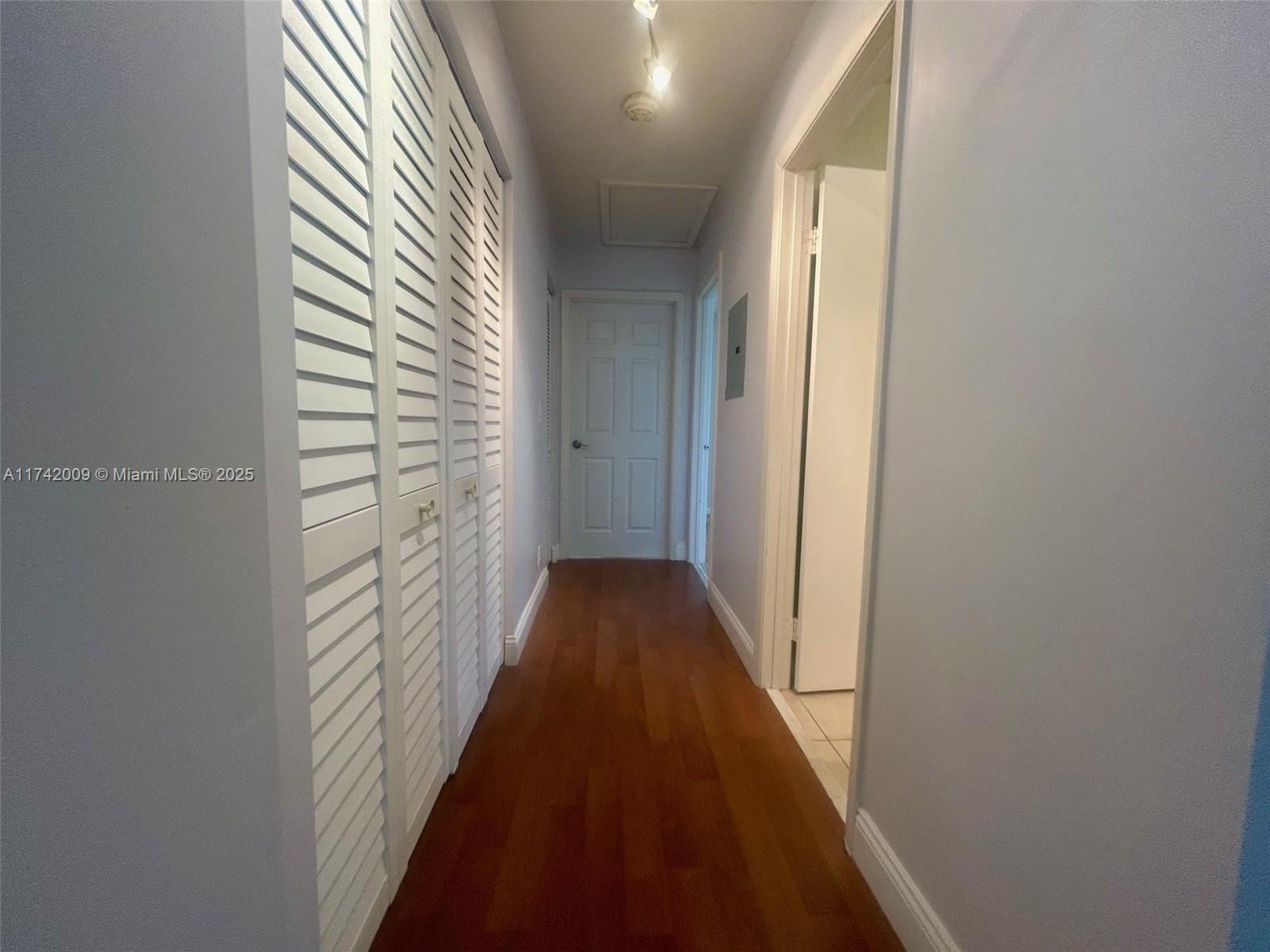 CASABLANCA ISLES CONDO - Residential