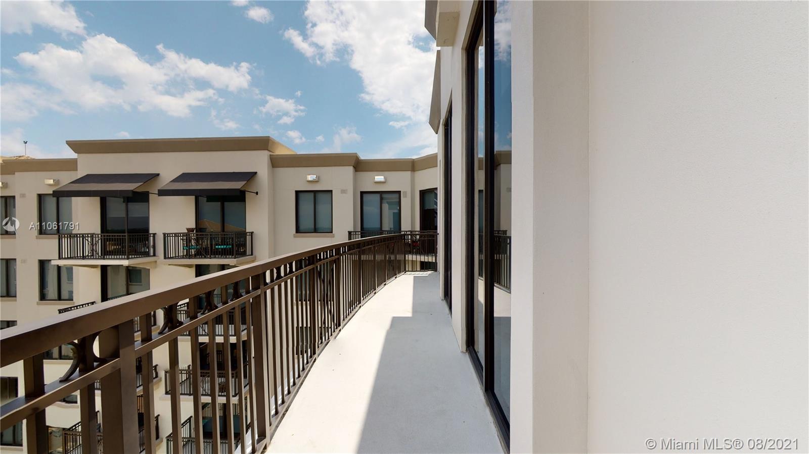 MERRICK MANOR CONDO - Residential