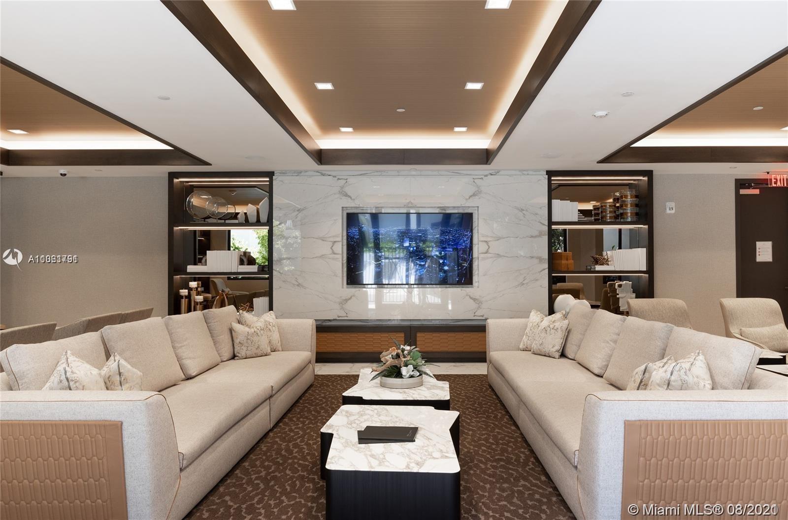 MERRICK MANOR CONDO - Residential