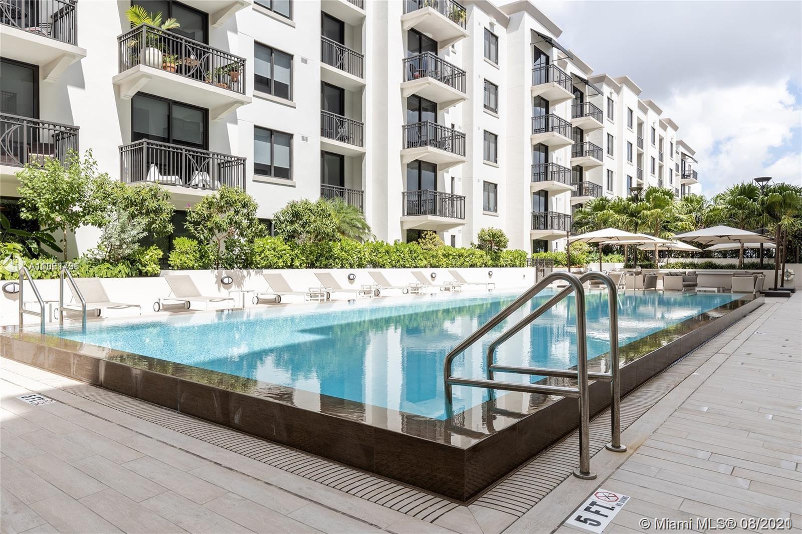 MERRICK MANOR CONDO - Residential