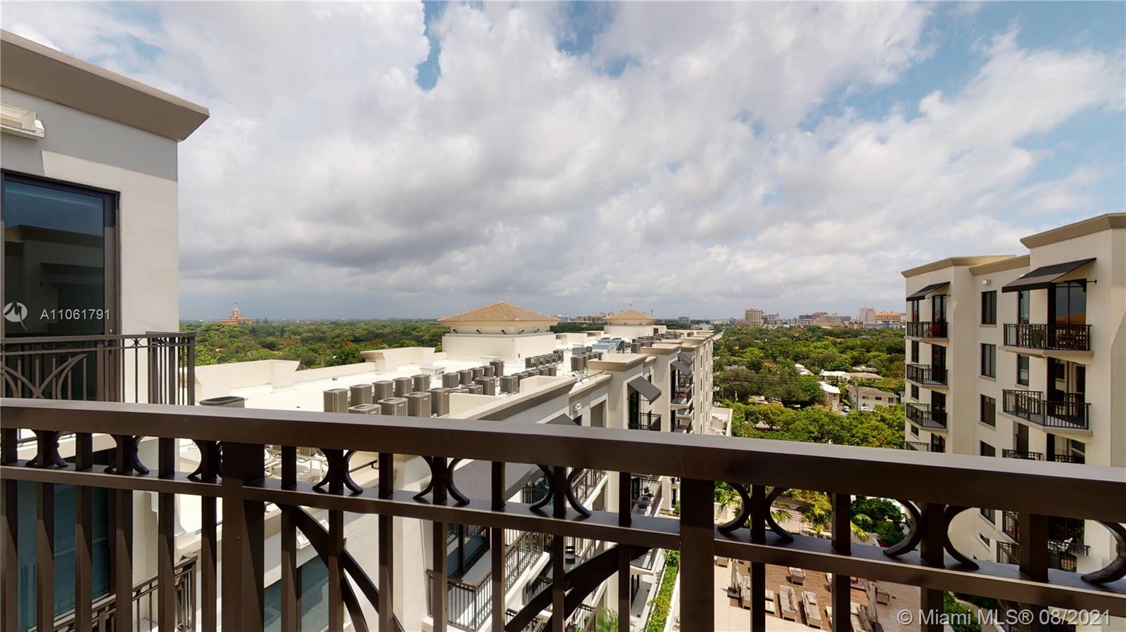 MERRICK MANOR CONDO - Residential