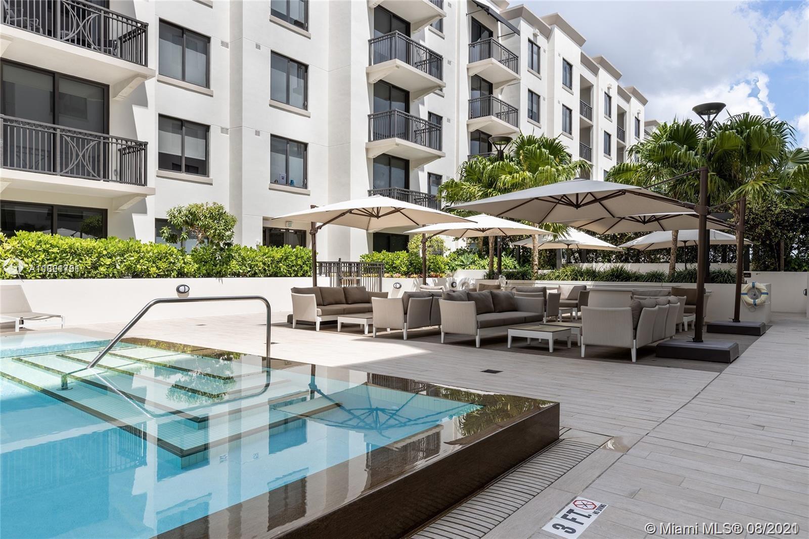 MERRICK MANOR CONDO - Residential