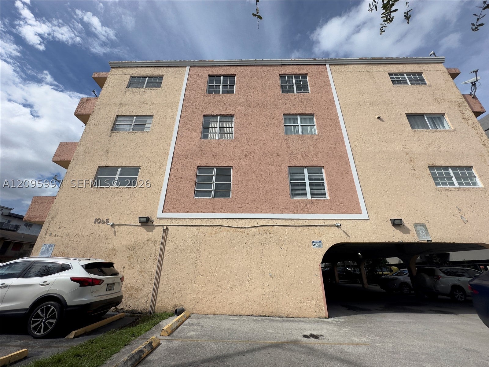 1055 W 77th St 311