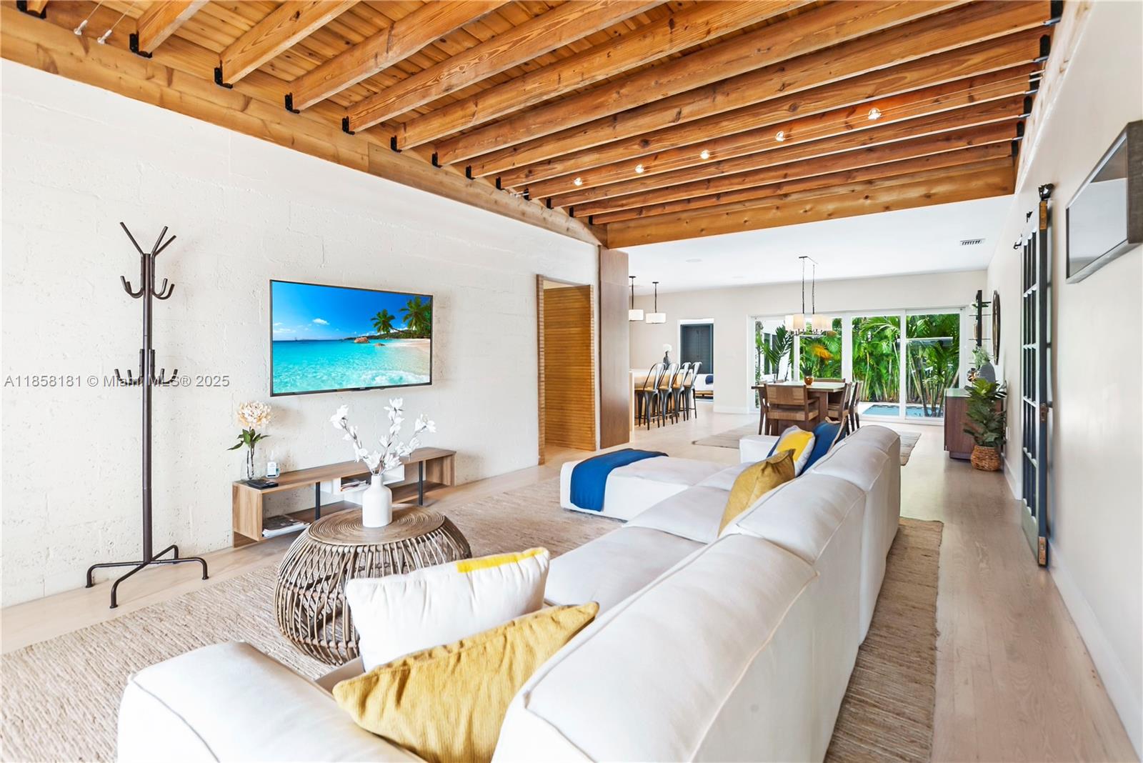 ALTOS DEL MAR NO 4 - Residential Lease