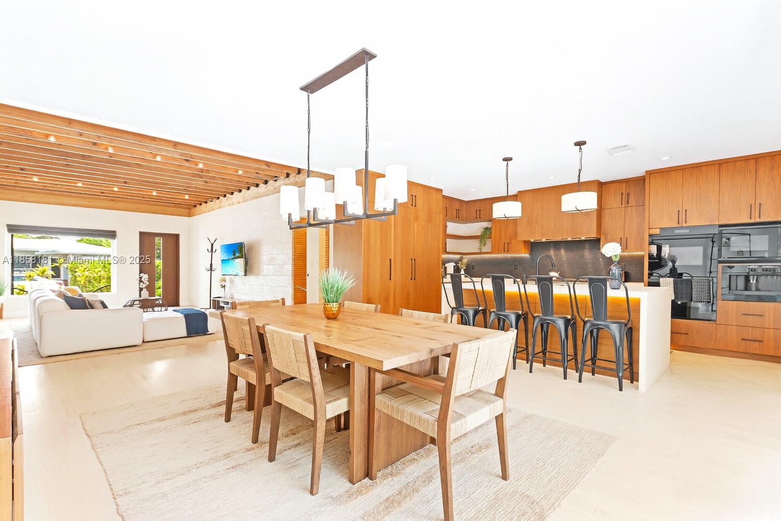 ALTOS DEL MAR NO 4 - Residential Lease