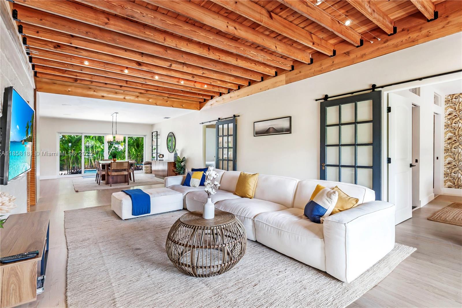 ALTOS DEL MAR NO 4 - Residential Lease