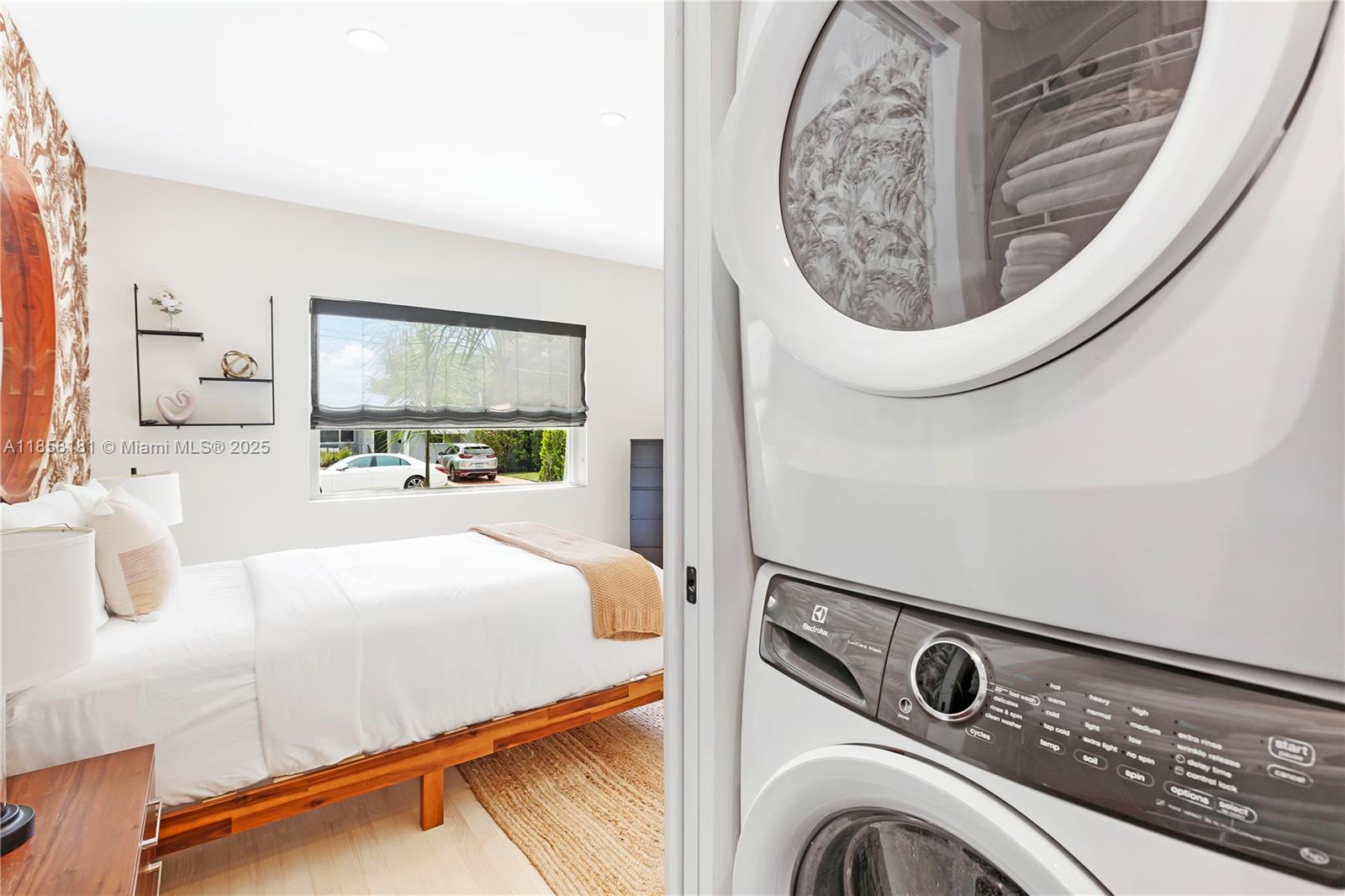 ALTOS DEL MAR NO 4 - Residential Lease