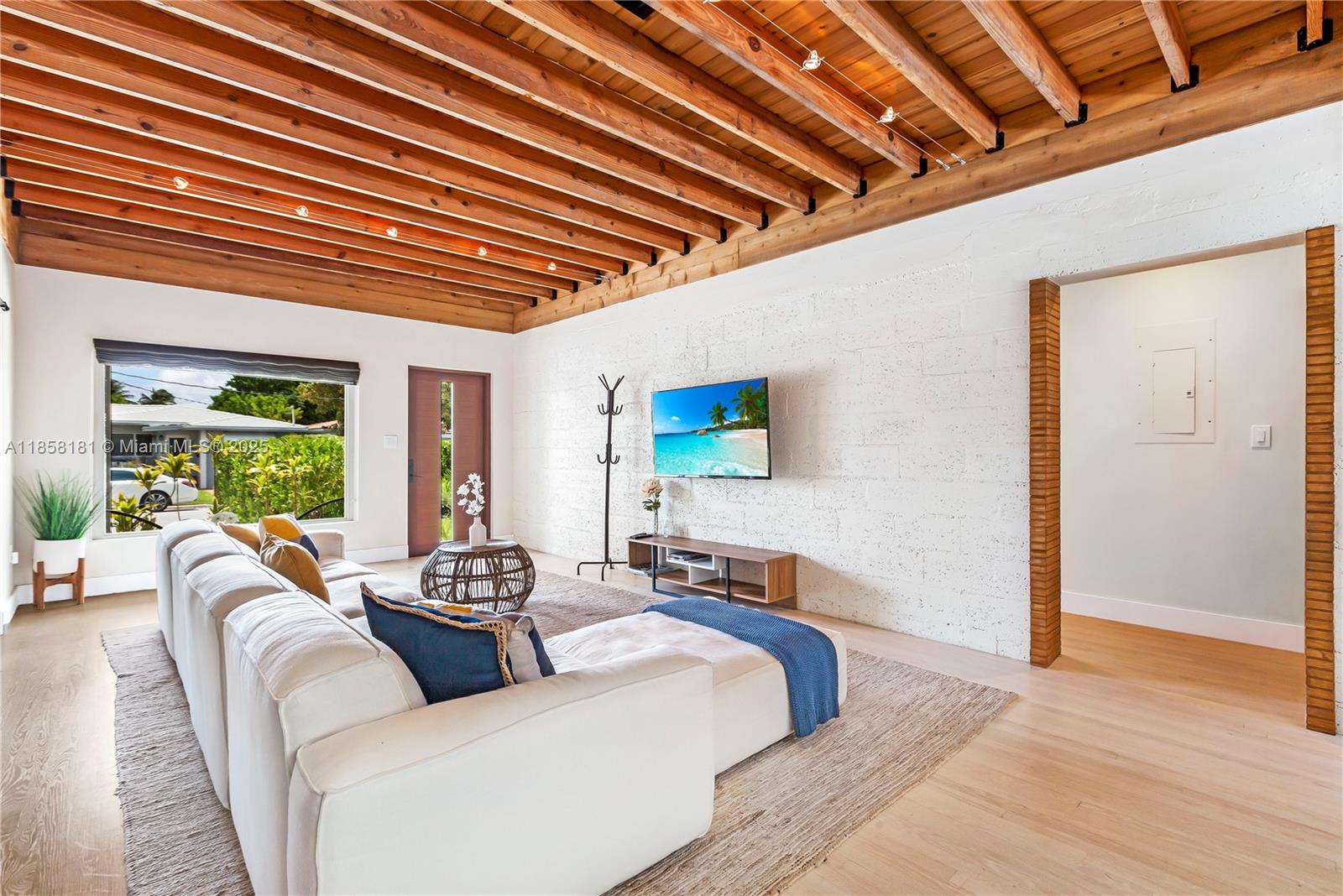 ALTOS DEL MAR NO 4 - Residential Lease