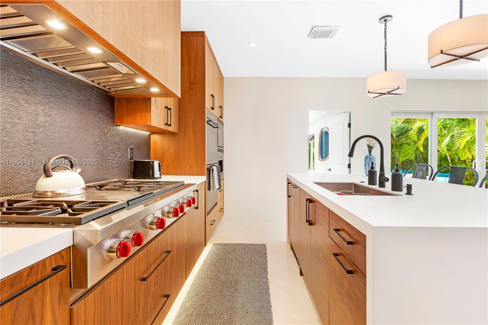 ALTOS DEL MAR NO 4 - Residential Lease