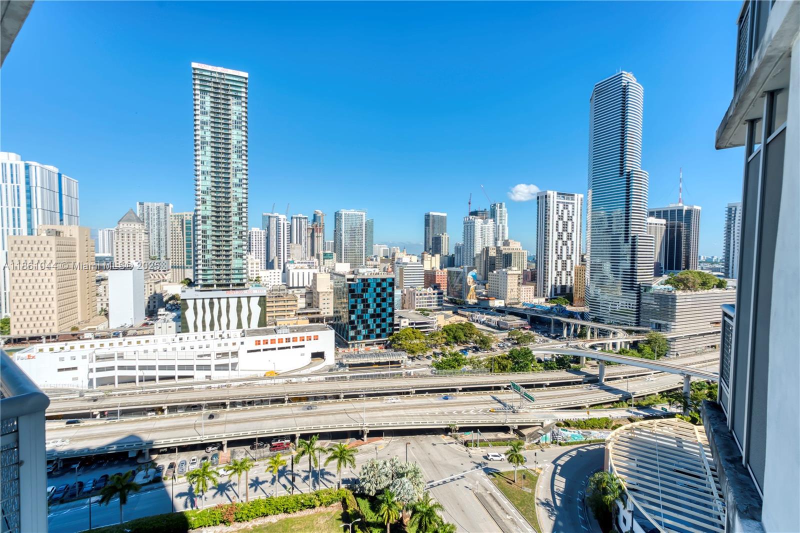 350 S Miami Ave 2105