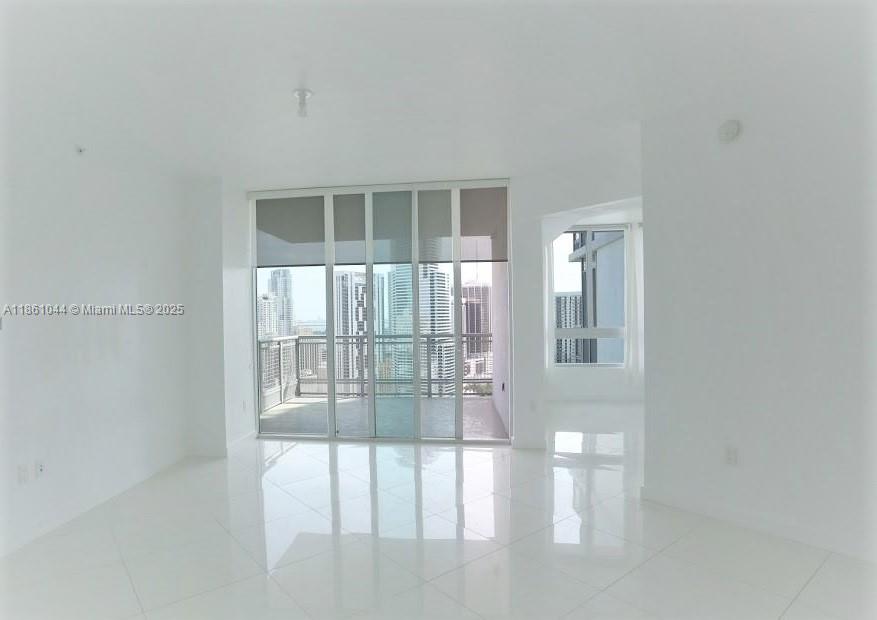 350 S Miami Ave 2105