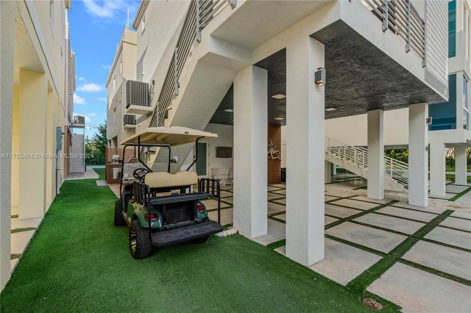 KEY LARGO OCEAN RESORT CO - Residential