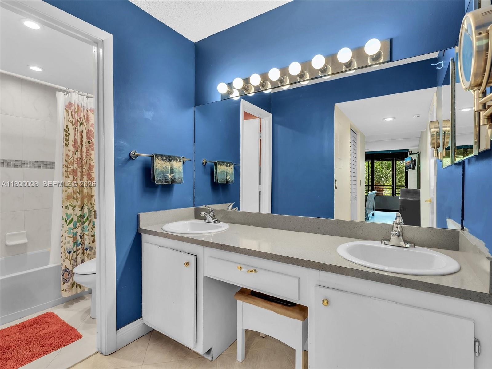 SHERIDAN BY THE BEACH - Residential