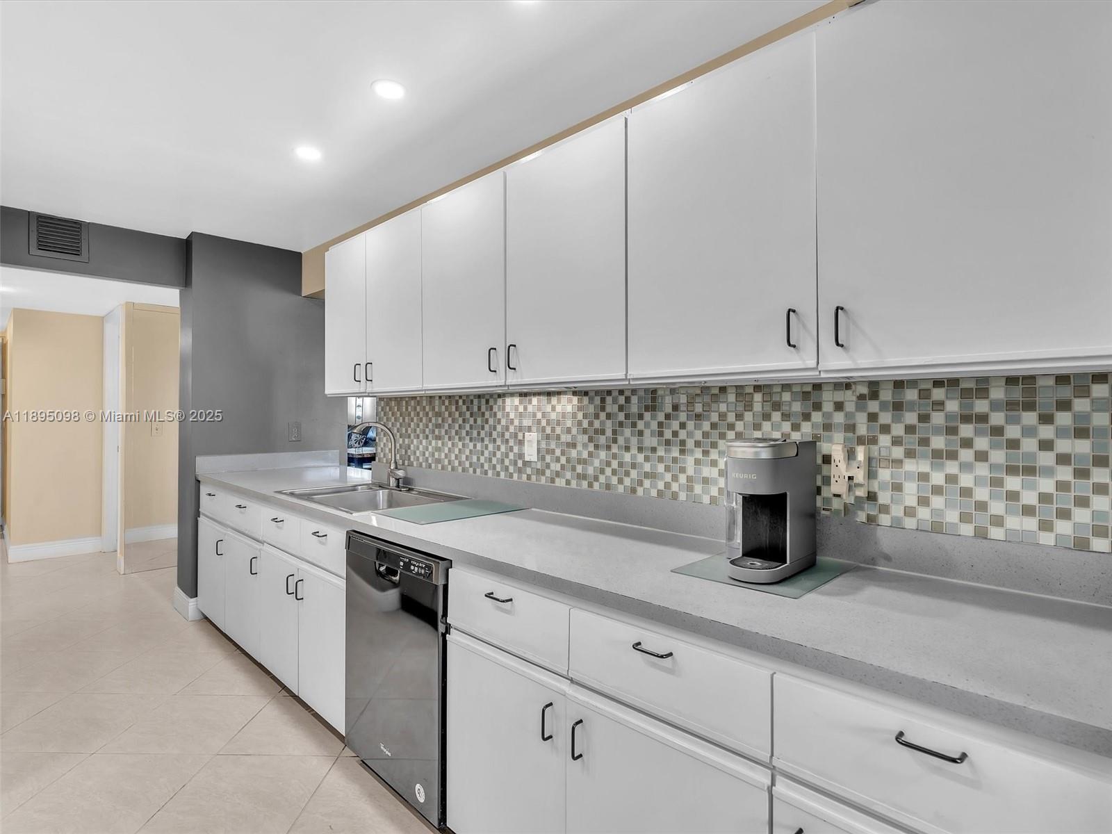 SHERIDAN BY THE BEACH - Residential