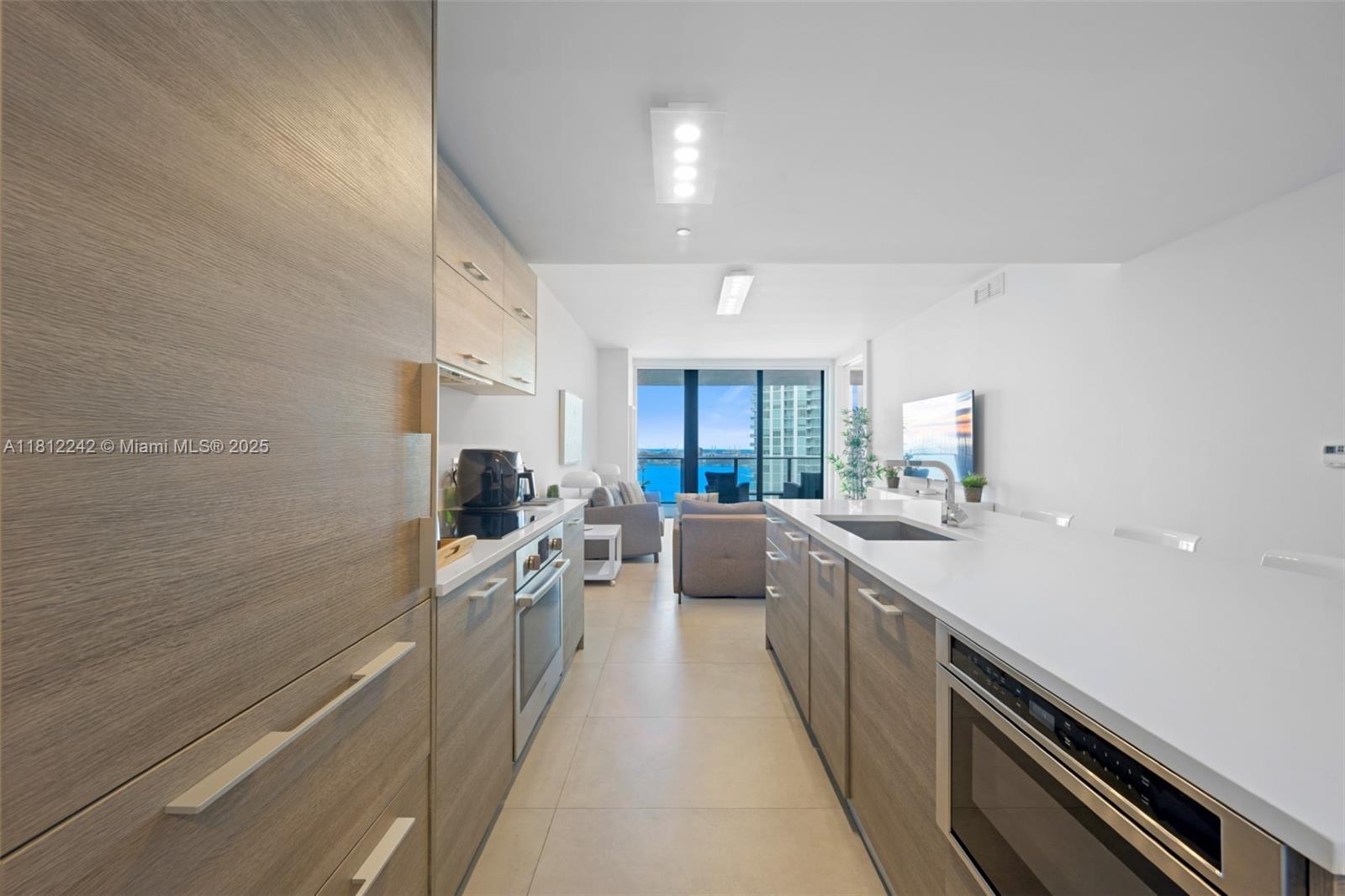 PARAISO BAY CONDO - Residential