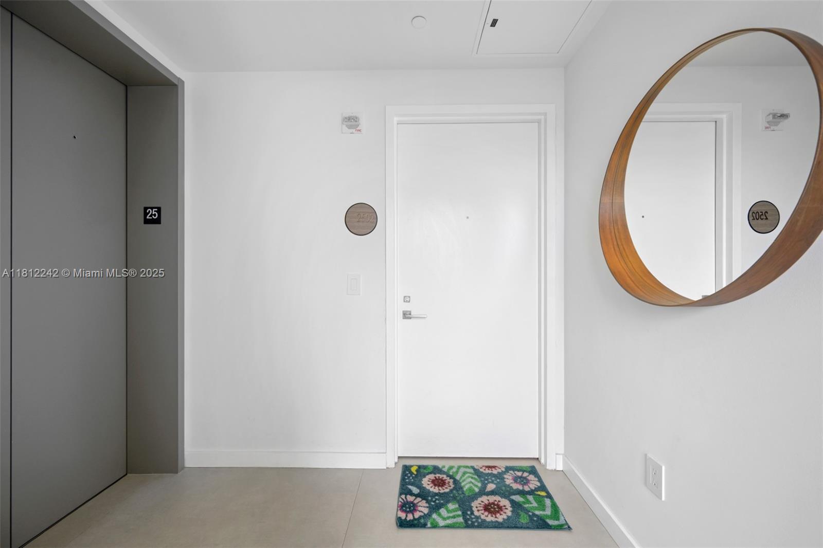 PARAISO BAY CONDO - Residential