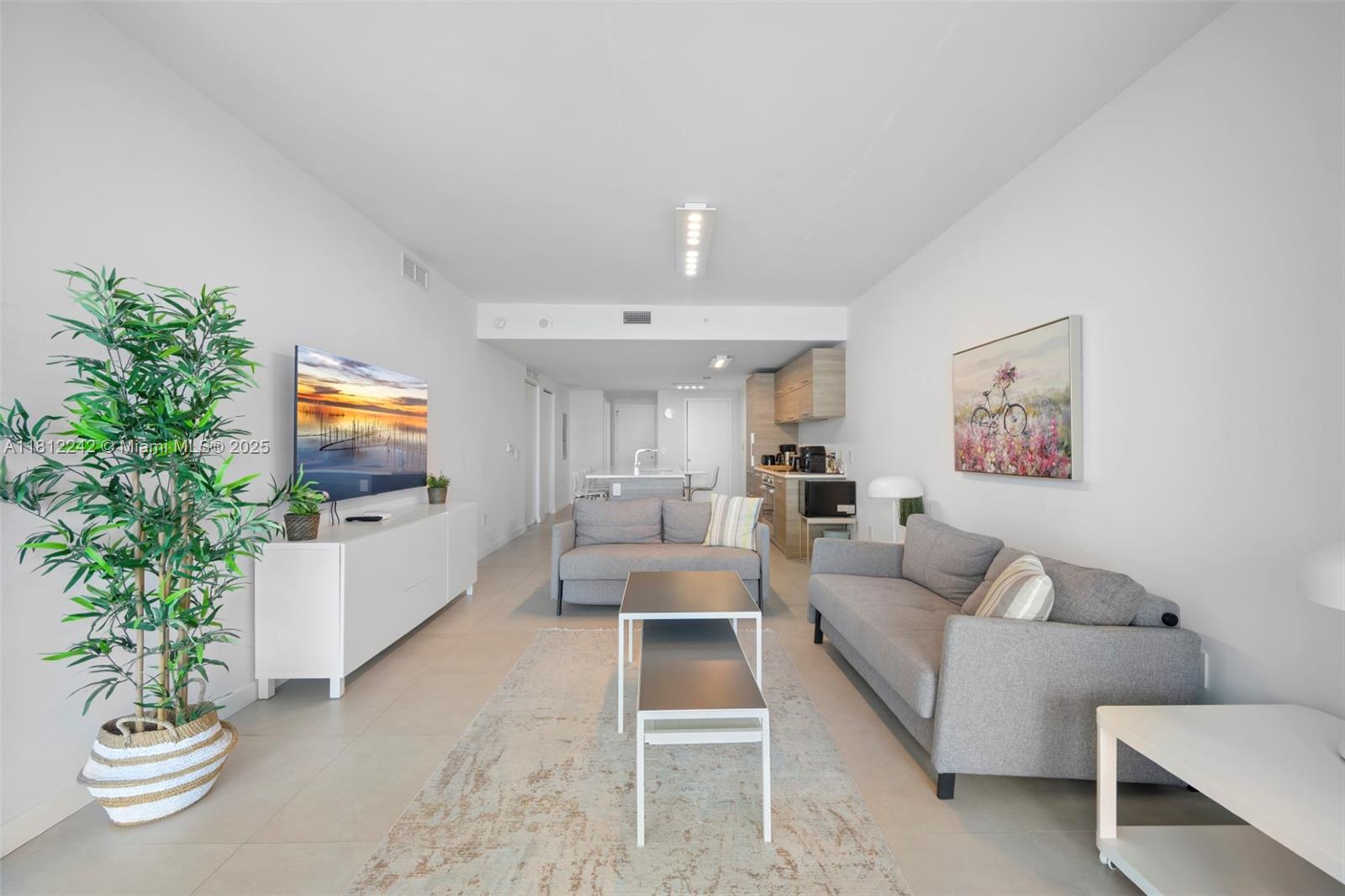 PARAISO BAY CONDO - Residential