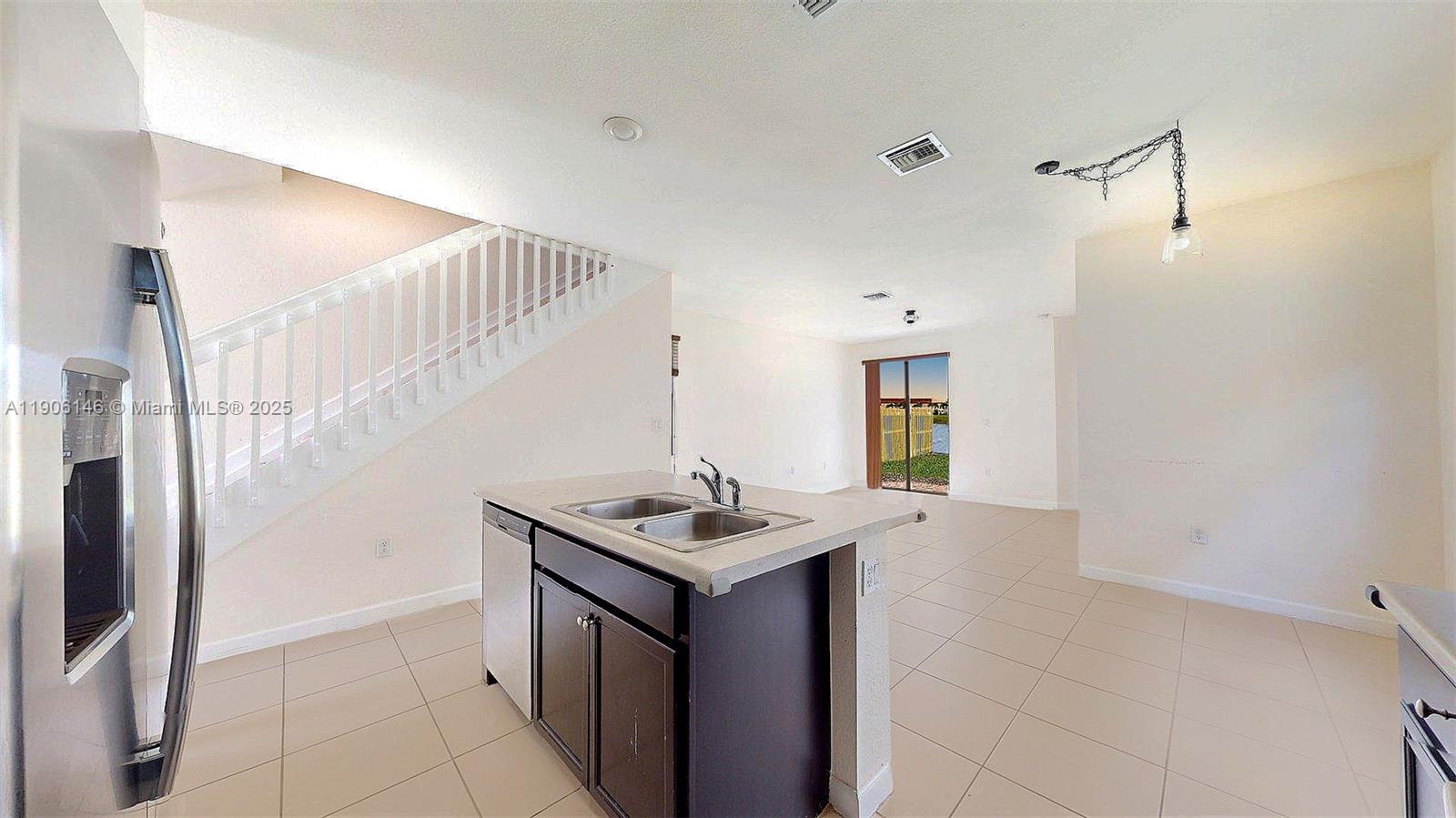 BAYWINDS OF HATTERAS - Residential Lease