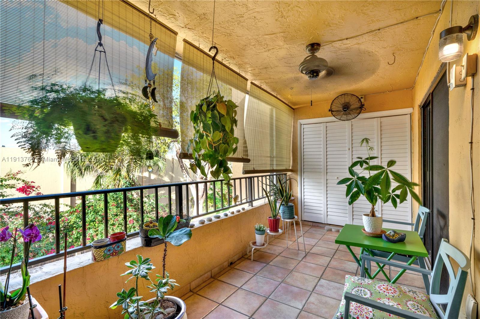 TERRANOVA CONDO #6 - Residential