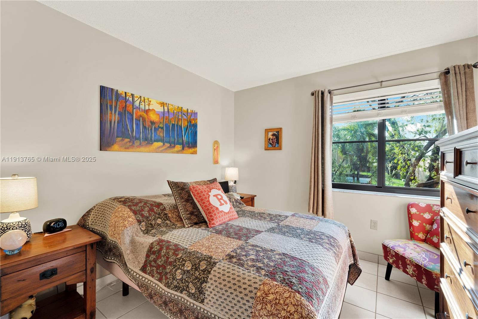 TERRANOVA CONDO #6 - Residential