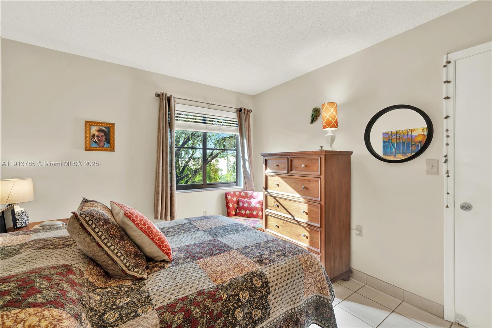 TERRANOVA CONDO #6 - Residential