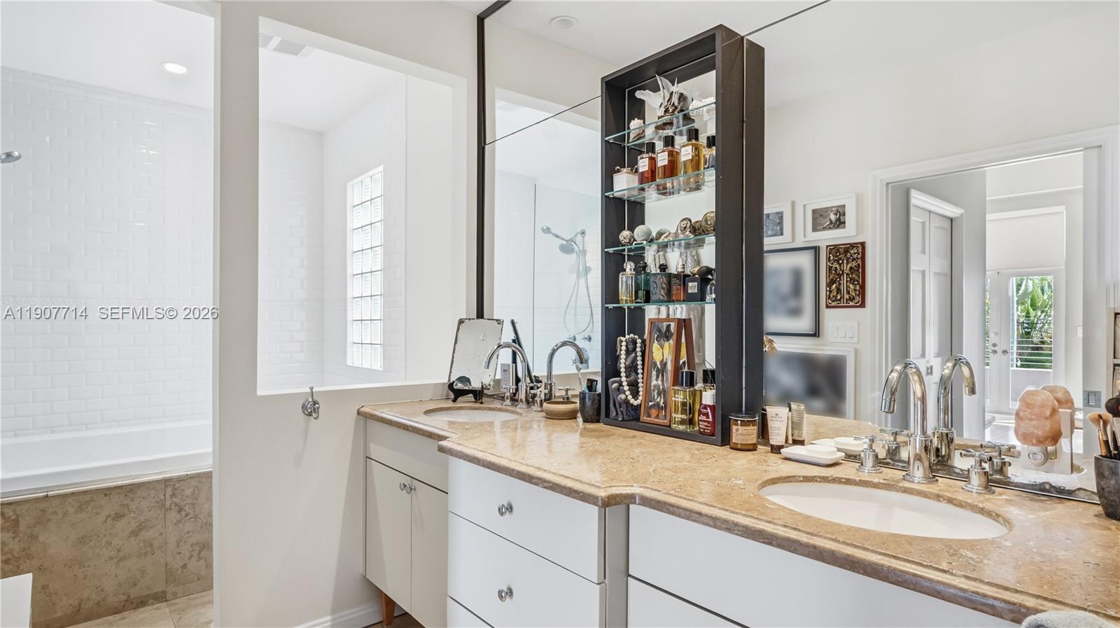 LAKE VIEW SUB - Residential